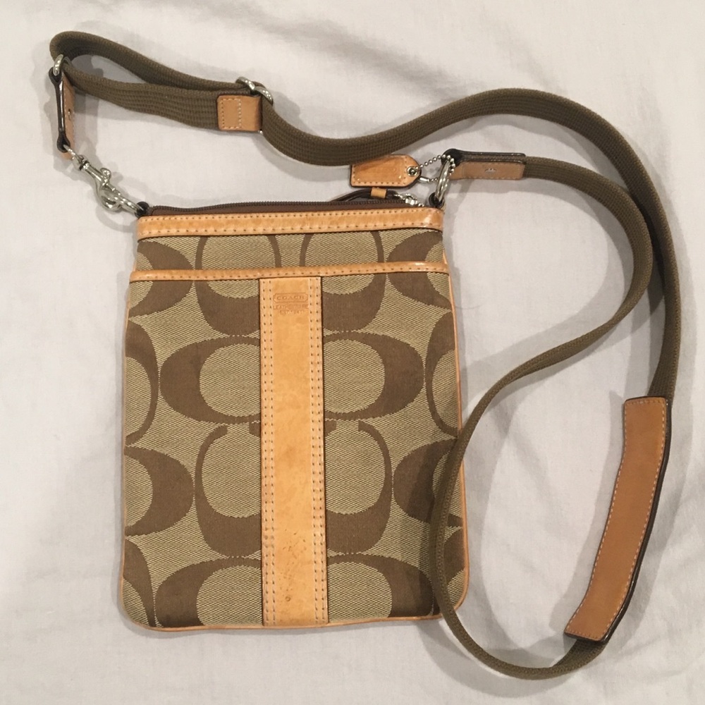 Coach Beige Crossbody purse